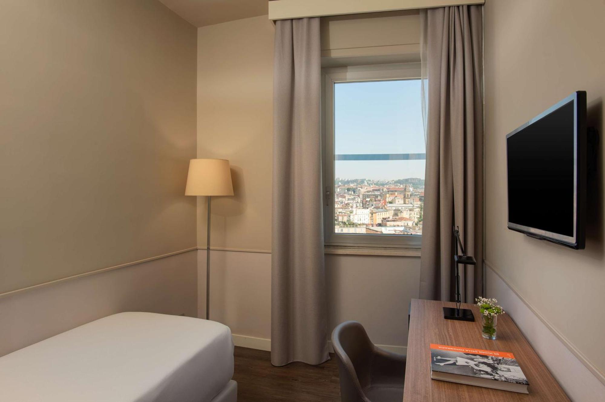 Nh Napoli Panorama Hotel Luaran gambar